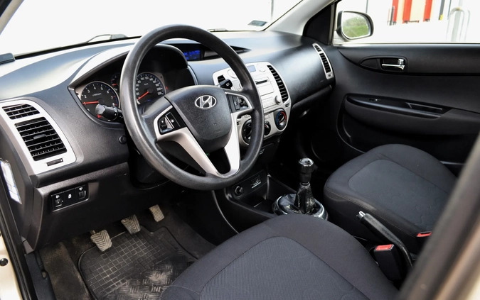 Hyundai i20 cena 14999 przebieg: 150000, rok produkcji 2010 z Gdańsk małe 781